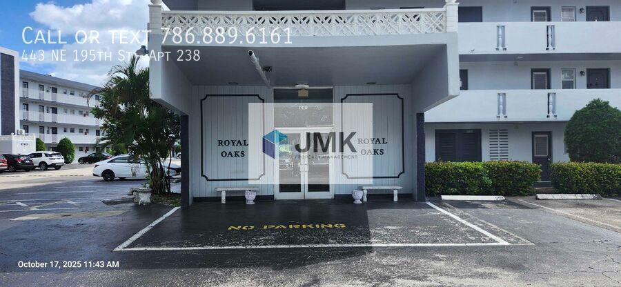 Spacious 1 Bed + Den | 1.5 Bath Apartment by the Canal with Pool property image