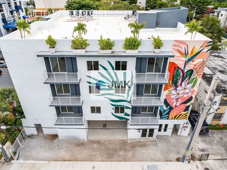 Brand-New 3 Bed / 2 Bath Condo – In-Unit Washer & Dryer property image