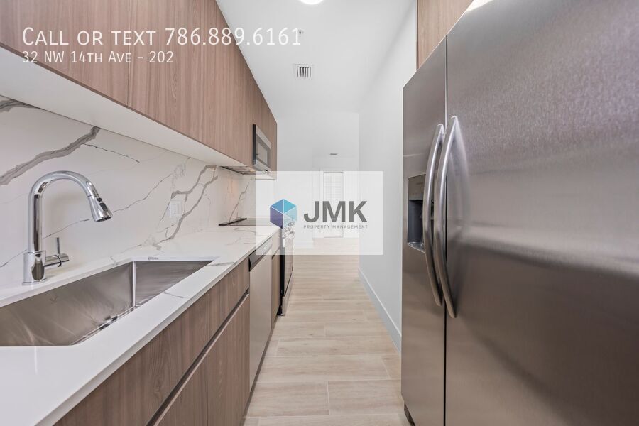 Brand-New 3 Bed / 2 Bath Condo – In-Unit Washer & Dryer property image