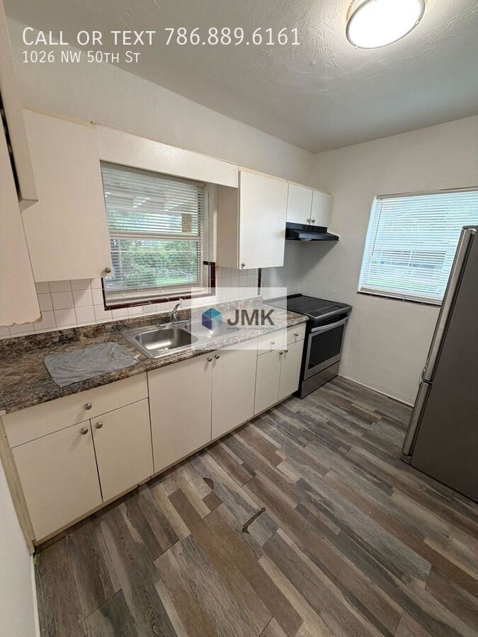 Charming 3-Bedroom + Den Home in the Heart of Miami property image