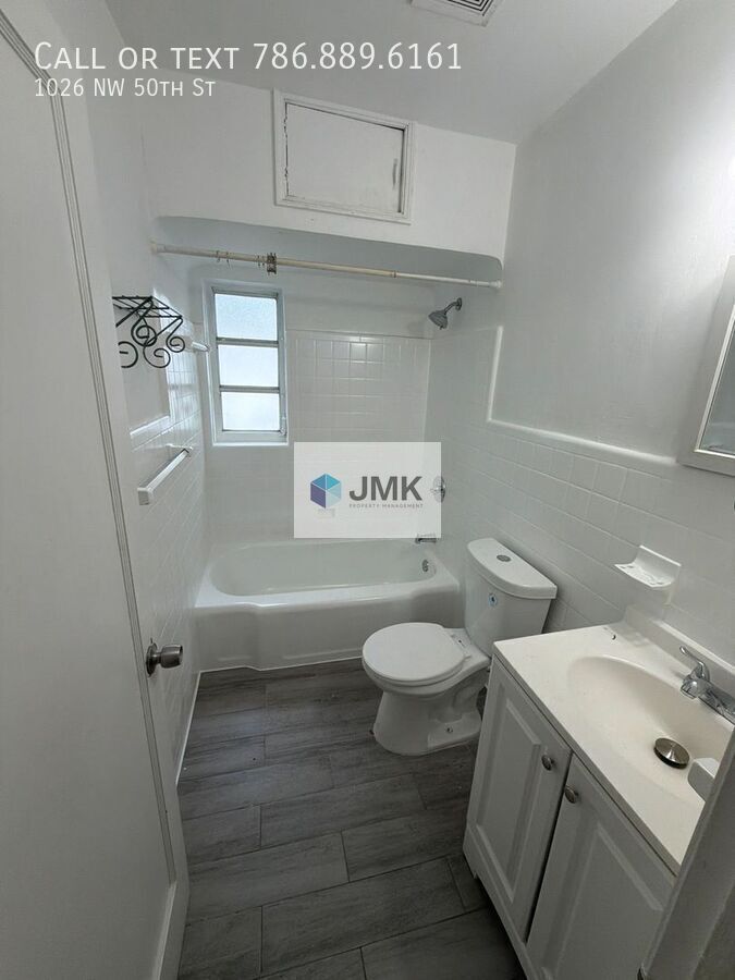 Charming 3-Bedroom + Den Home in the Heart of Miami property image