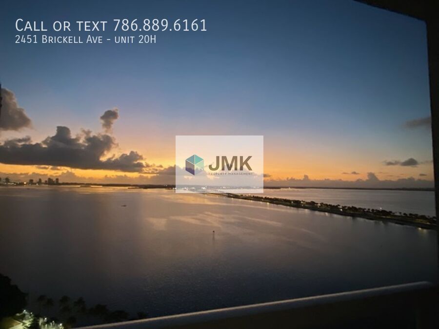 Stunning Waterfront Living in South Brickell property image