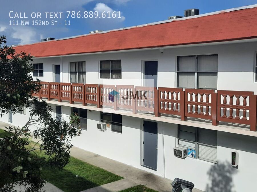 Spacious 2 bedroom unit. Must see! Centrally located. property image