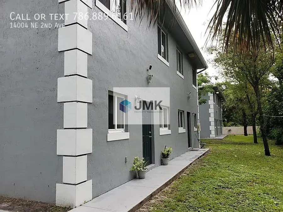 Spacious 4 Bed / 2 Bath Duplex in Prime North Miami Location property image
