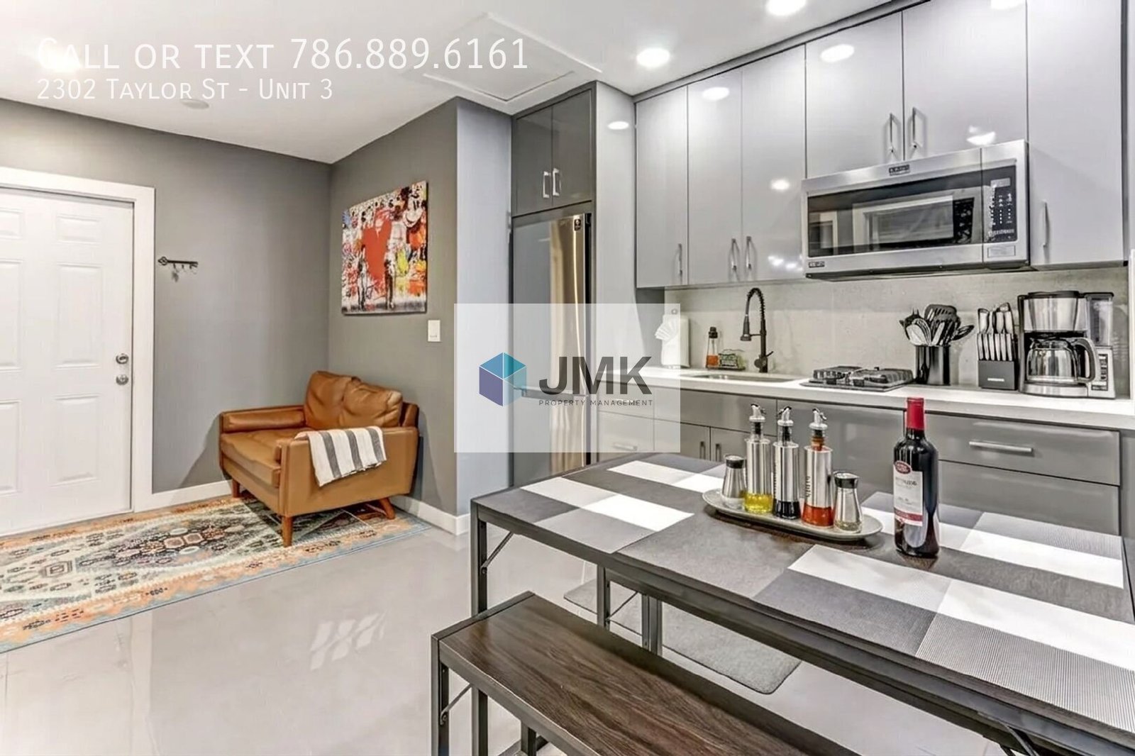 Fully Furnished 2 Bed / 1 Bath Apartment in Hollywood property image